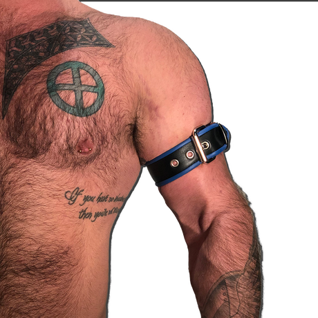 Buckle Armband with Color Piping-Leather-Swish Embassy