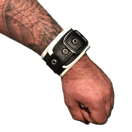 Buckle Wristband with Color Piping-Leather-Swish Embassy